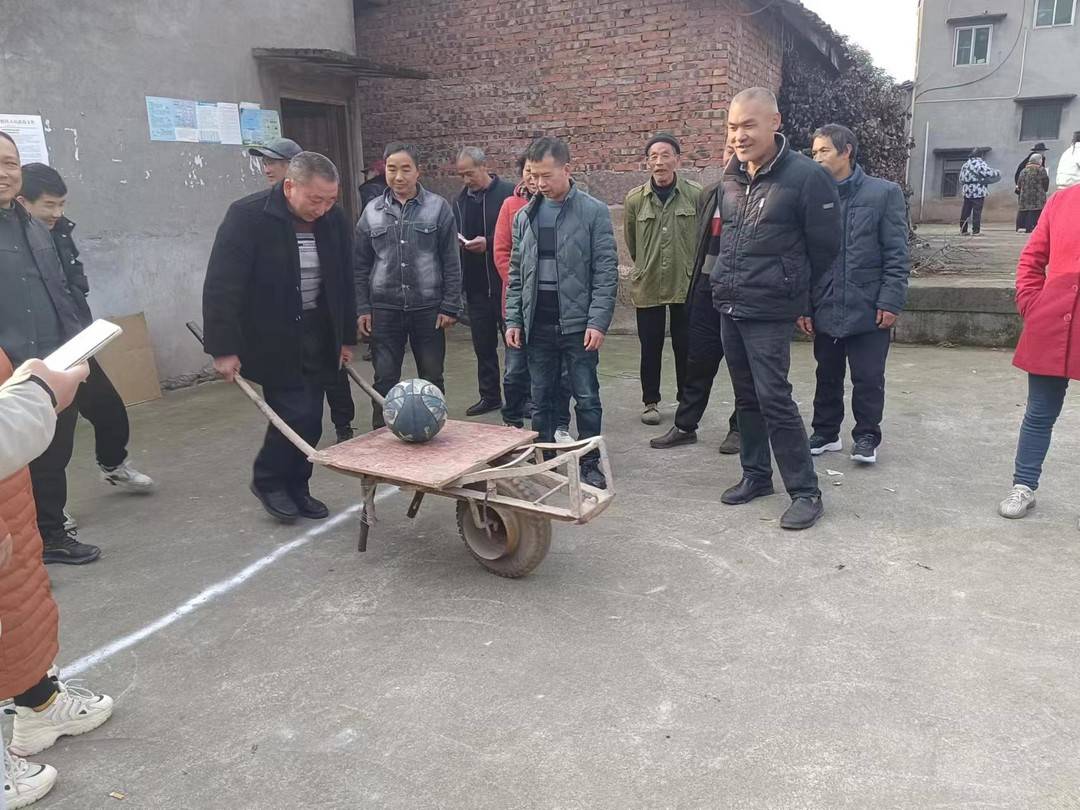 醉喜江阳年 春节天天乐丨村民变身“运动员”， “村运会”趣迎新年 ...(图3)