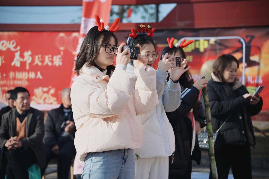 醉喜江阳年 春节天天乐｜村村打擂台，热闹过大年(图4)