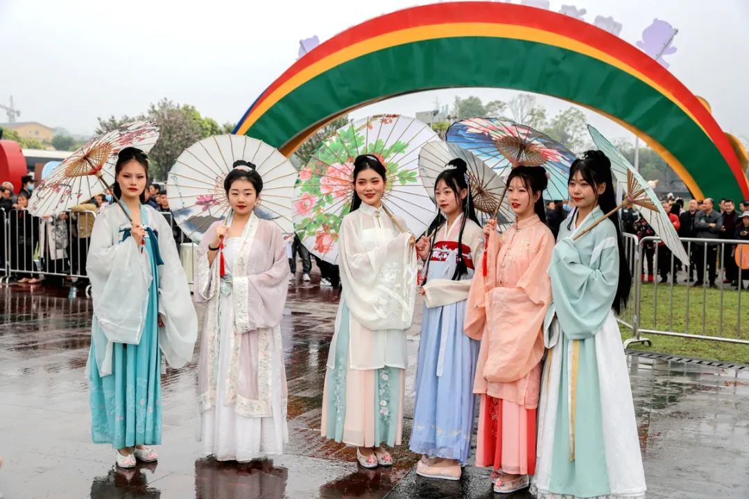 “乡约”江阳!四川省第十二届(春季)乡村文化旅游节在泸州开幕(图7) “乡约”江阳!四川省第十二届(春季)乡村文化旅游节在泸州开幕(图7)